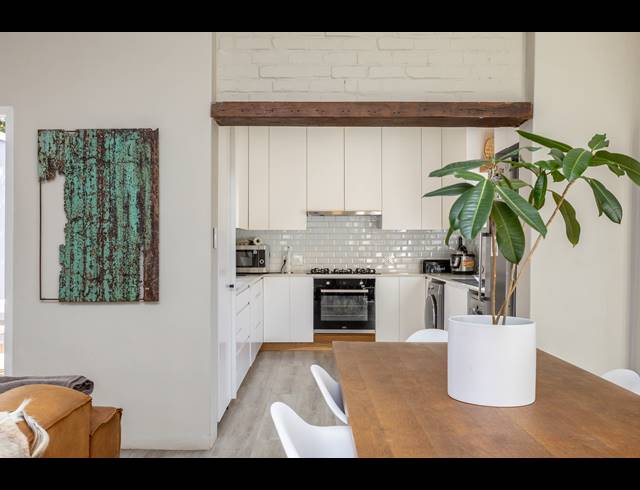 3 BEDROOM TOWNHOUSE TO LET IN GARDENS